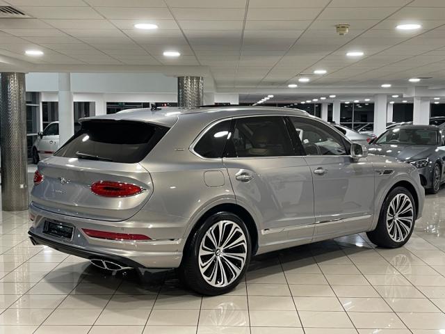 Image for 2022 Bentley Bentayga FIRST EDITION HYBRID. BRAND NEW WITH HUGE SPEC//ONLY €170 ANNUAL ROAD TAX//AVAILABLE NOW.3 YEAR BENTLEY WARRANTY & SERVICE PACKAGE. TAILORED FINANCE PACKAGES AVAILABLE. TRADE IN'S WELCOME.