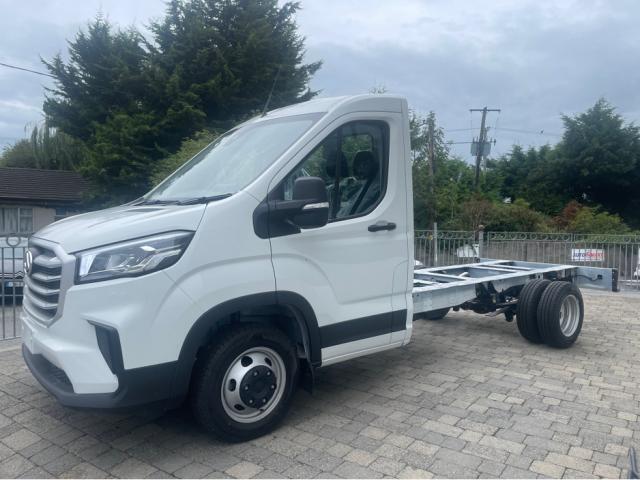 Image for 2023 Maxus Deliver 9 CHAS CAB TWIN WHEEL