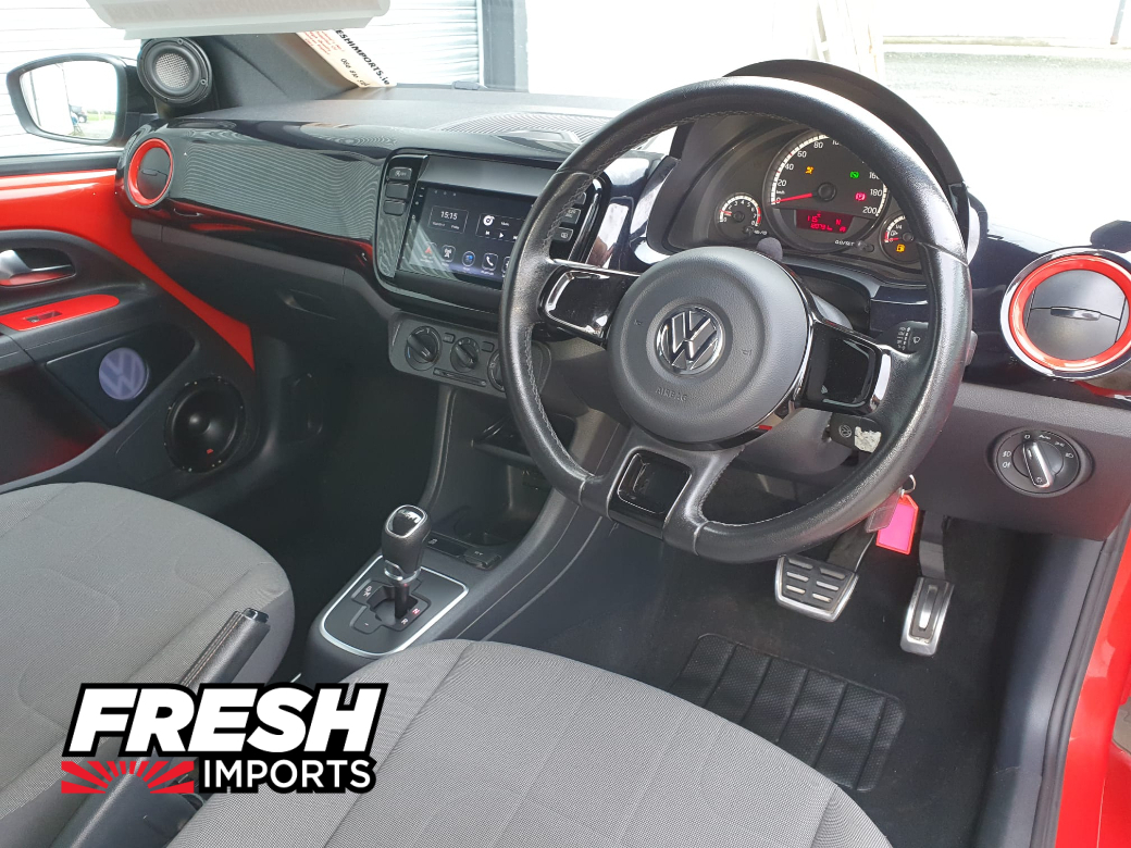 2015 Volkswagen up!