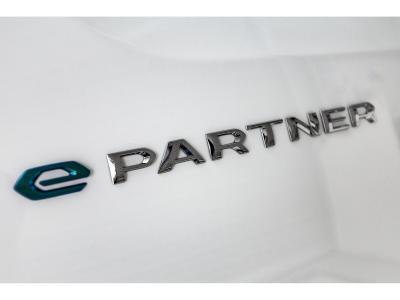 2022 Peugeot Partner