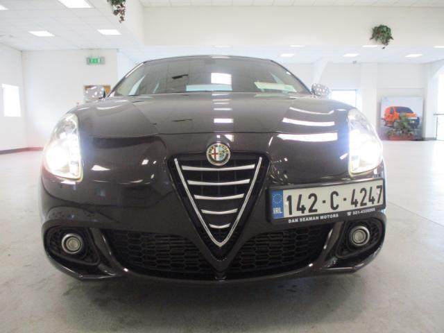 Image for 2014 Alfa Romeo Giulietta 2.0 Jtdm-2 150 BHP Distinctive-LEATHER-HEATED SEATS-SAT NAV-LOW KM'S