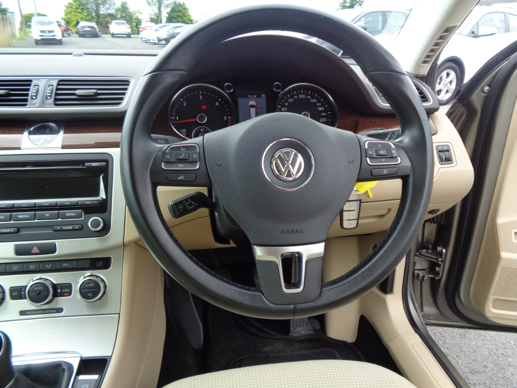 2013 Volkswagen Passat