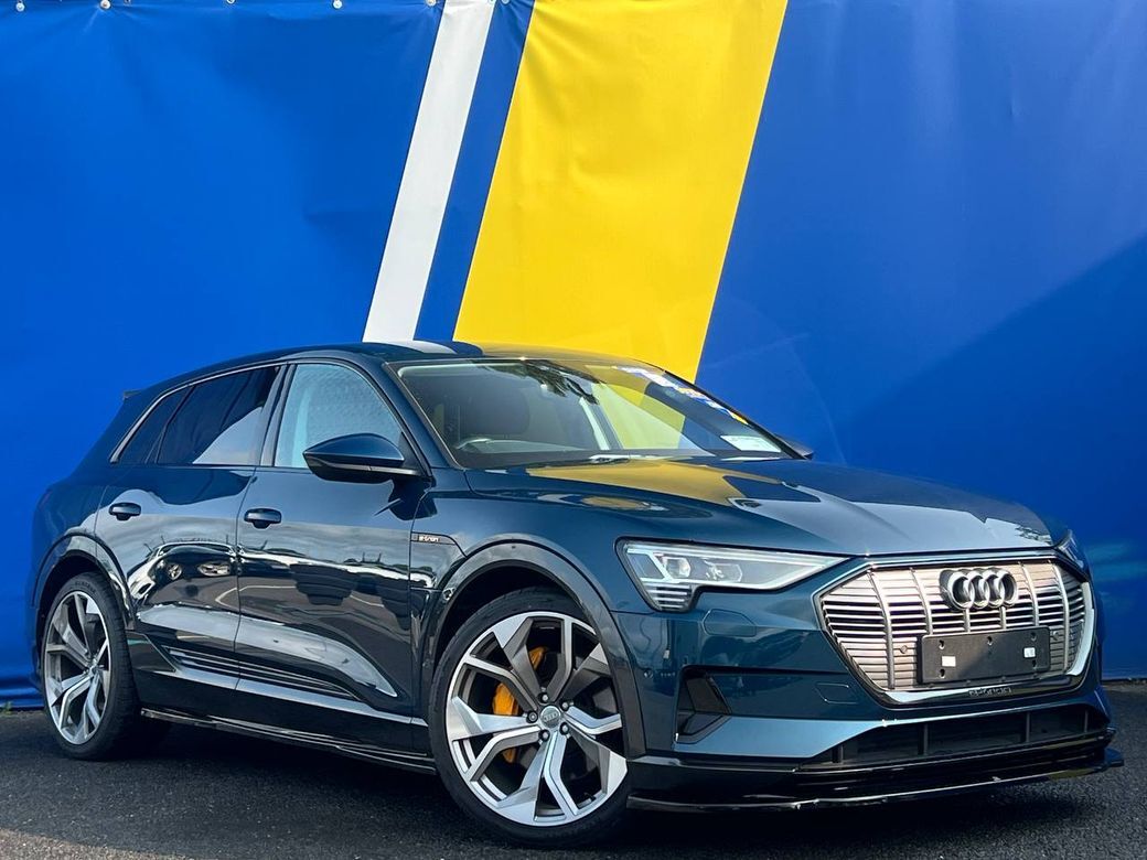 2022 Audi e-tron