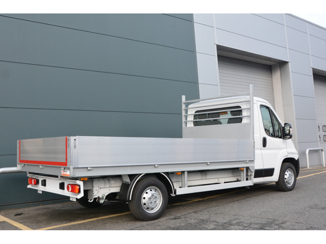 2023 Opel Movano