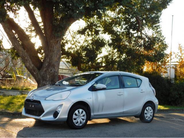 Image for 2017 Toyota Aqua 1.5 PETROL HYBRID 75BHP AUTOMATIC . FINANCE AVAILABLE . BAD CREDIT NO PROBLEM . WARRANTY INCLUDED