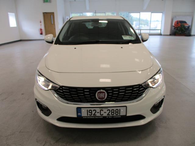 Image for 2019 Fiat Tipo HB 1.4 95HP Lounge 5DR-CAMERA-SAT NAV-CRUISE-BLUETOOTH-A/C-MP3-SENSORS