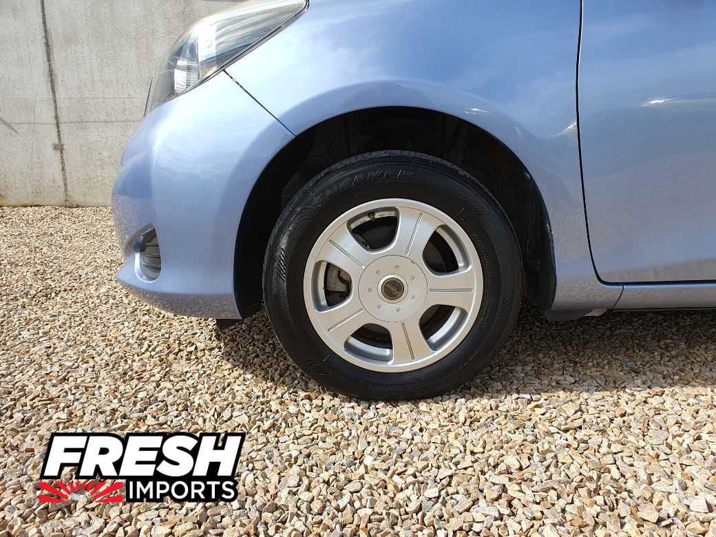 2013 Toyota Vitz
