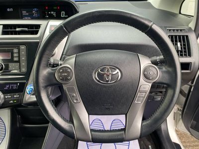 2015 Toyota Prius Alpha