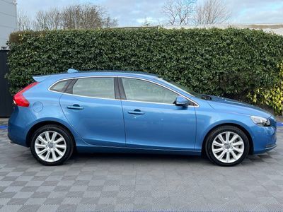 2016 Volvo V40