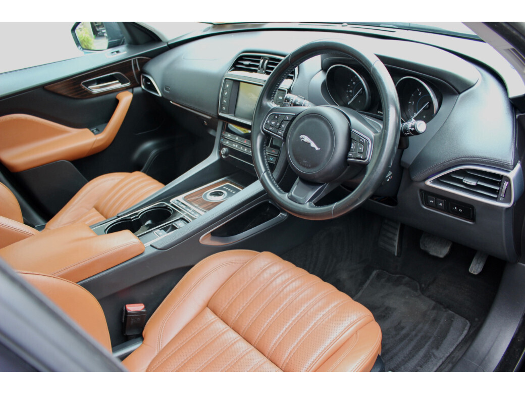 2016 Jaguar F-Pace