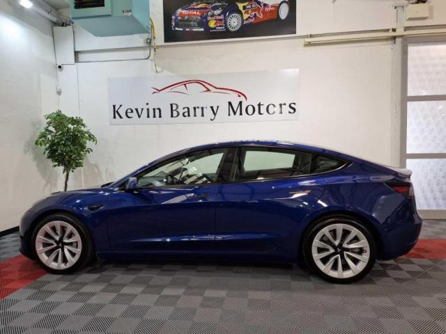 Image for 2021 Tesla Model 3 LONG RANGE (ENHANCED AUTOPILOT) AUTOMATIC **NEW MODEL / 19" SPORT ALLOYS / ELECTRIC BOOTLID / BLACK LEATHER / HEATED STEERING WHEEL / HEATED FRONT & REAR SEATS**