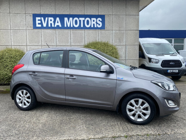 Image for 2014 Hyundai i20 1.2 PETROL PREMIUM 5DR **BLUETOOTH** AIR CON** ALLOY WHEELS** REVERSE CAMERA**