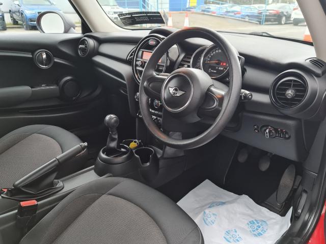 Image for 2018 Mini One 1.5 MODEL // SERVICE HISTORY // ALLOY WHEELS // START/STOP TECHNOLOGY // FINANCE THIS CAR FOR ONLY €71 PER WEEK