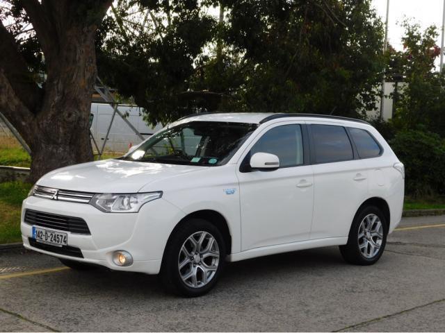 Image for 2014 Mitsubishi Outlander 2.0 PETROL PLUG IN HYBRID 160BHP AUTO GX3H PHEV . FULL SERVICE HISTORY . FINANCE AVAILABLE . BAD CREDIT NO PROBLEM . WARRANTY INCLUDED