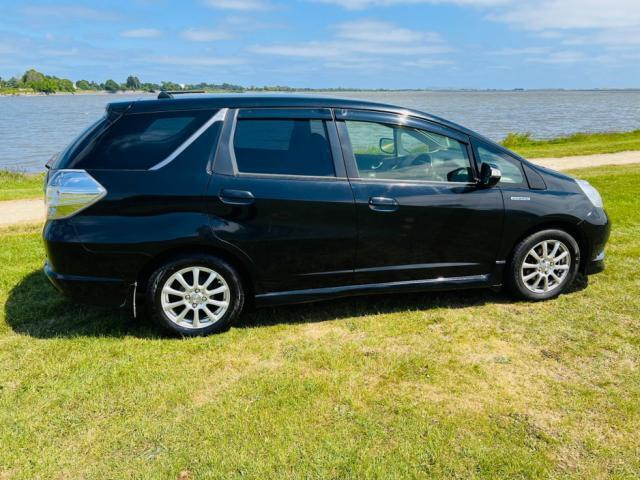 Image for 2013 Honda Shuttle 1.3 HYBRID AUTOMATIC 