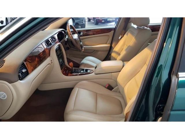Image for 2010 Jaguar XJ JAGUAR XJ 2.7D V6 EXECUTIVE - 2010