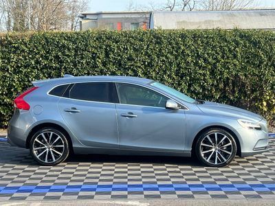 2017 Volvo V40