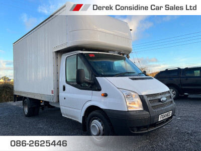 vehicle for sale from Derek Considine Car Sales Ltd