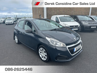 vehicle for sale from Derek Considine Car Sales Ltd