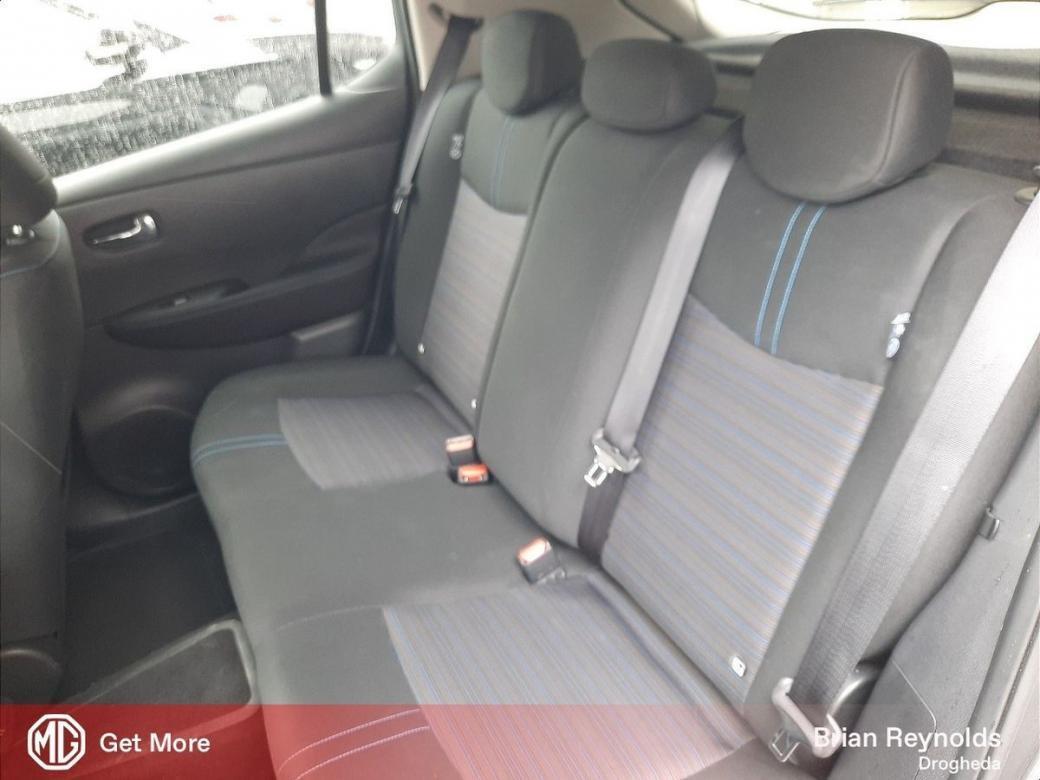2022 Nissan Leaf
