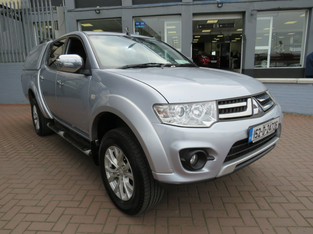Image for 2015 Mitsubishi L200 L 200 Challenger DCB DID 4X4 4DR // ALLOYS // CRUISE CONTROL // BLUETOOTH // MFSW // NAAS ROAD AUTOS EST 1991 // CALL 01 4564074 // SIMI DEALER 2023 