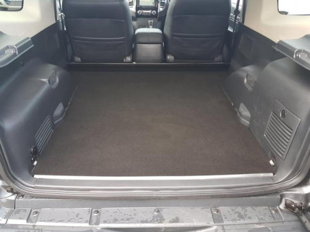 2016 Mitsubishi Pajero