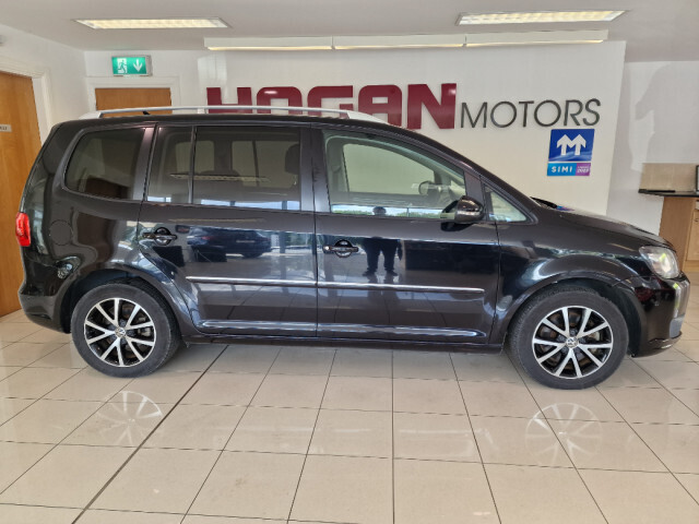 Image for 2015 Volkswagen Touran Automatic Highline 1.4 TSI 