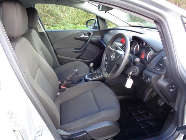 Image for 2010 Vauxhall Astra 1.7 Cdti Ecoflex ES 108BHP 05DR