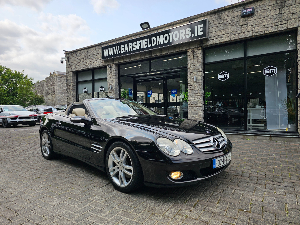 Image for 2007 Mercedes-Benz SL 350 SL 350 CABRIOLET AUTO 272 BHP. BEST COLOUR COMBO. FSH. SIMI DEALER.