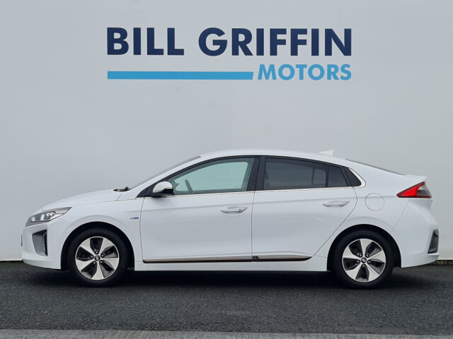 Image for 2019 Hyundai Ioniq EV AUTOMATIC MODEL // REVERSE CAMERA // SAT NAV // BLUETOOTH // FINANCE THIS CAR FROM ONLY €78 PER WEEK