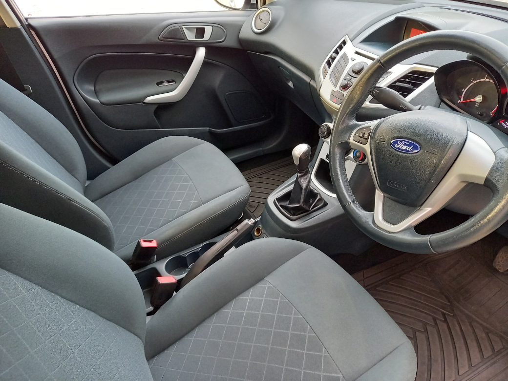 2012 Ford Fiesta
