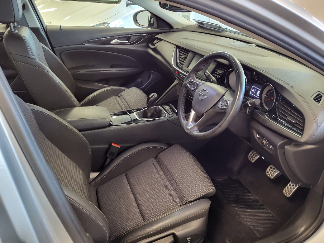 2019 Opel Insignia