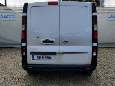 2020 Nissan NV300