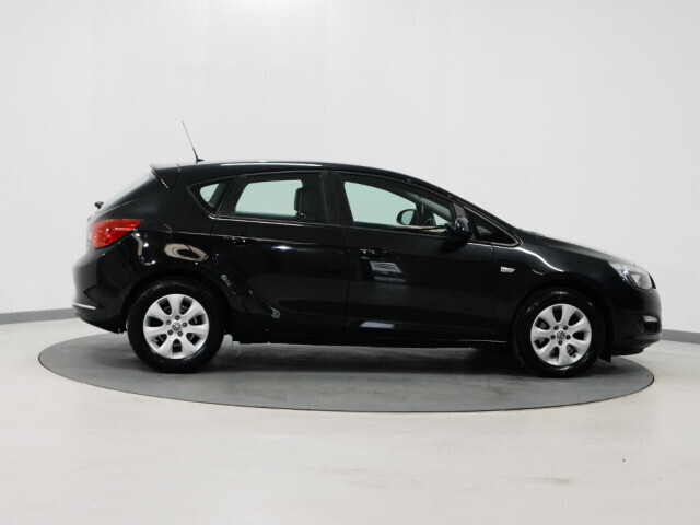 Image for 2015 Vauxhall Astra *8* DESIGN CDTI ECOFLEX S/S