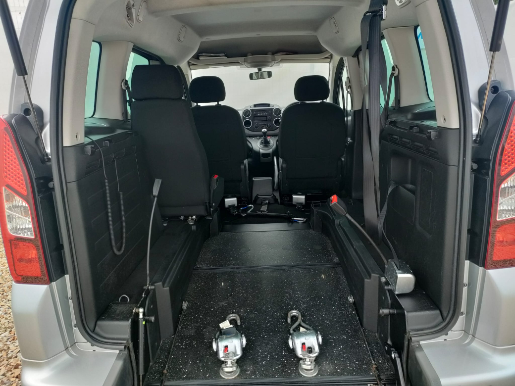 2017 Peugeot Partner Tepee