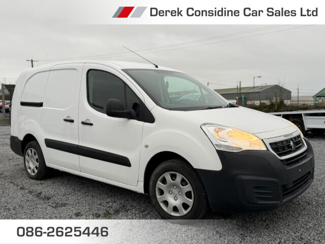 vehicle for sale from Derek Considine Car Sales Ltd