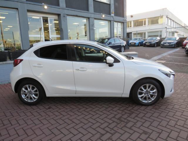 Image for 2016 Mazda Mazda2 1.5 DEMIO AUTOMATIC 5 DR HATCHBACK DIESEL // 1 OWNER CAR // FINISHED IN PEARLESCENT WHITE// FULL SERVICE HISTORY // AS NEW CONDITION THROUGHOUT // SIMI APPROVED DEALER 2022 //