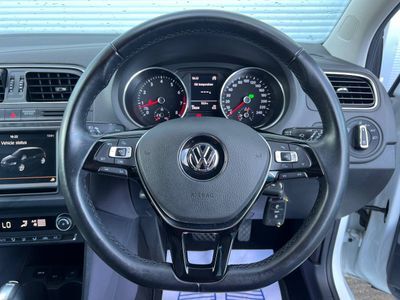 2015 Volkswagen Polo