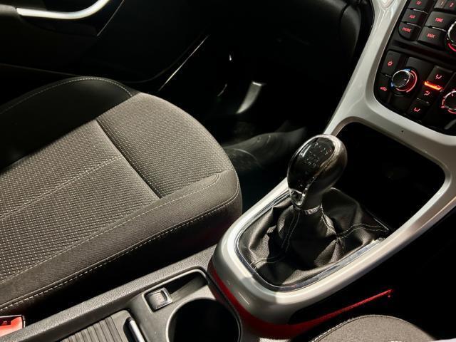 Image for 2012 Opel Astra 1.7 CDTI SRI 125PS 5DR
