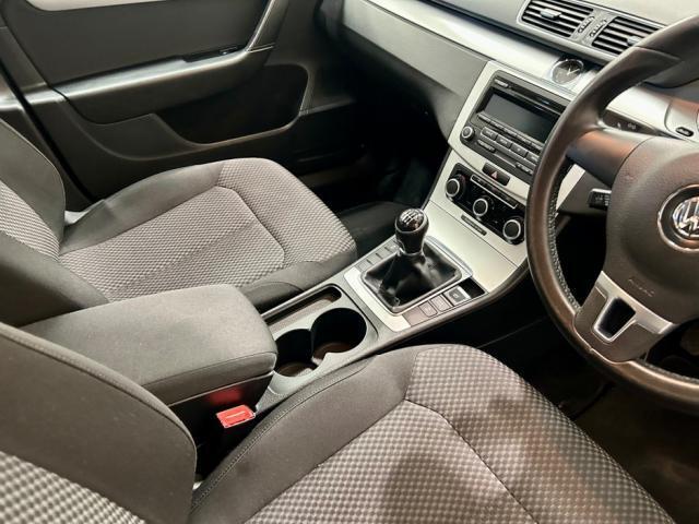 Image for 2013 Volkswagen Passat BLUEMOTION 1.6 TDI MANUAL 6SPEED FWD 105HP 4DR