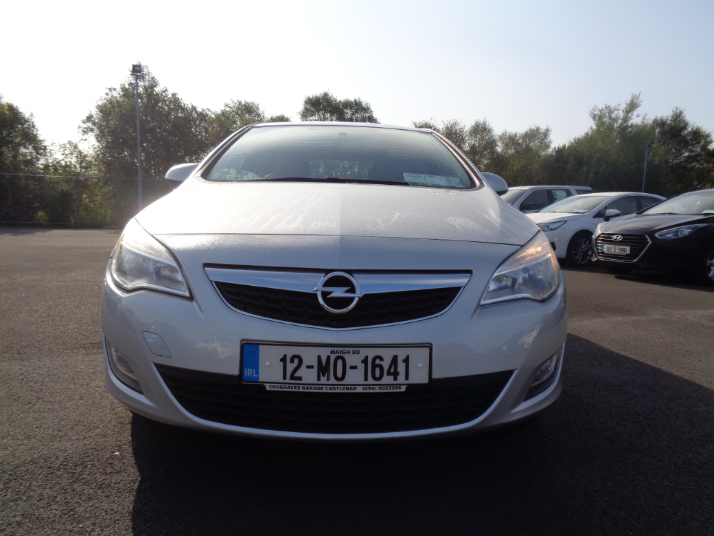 2012 Opel Astra