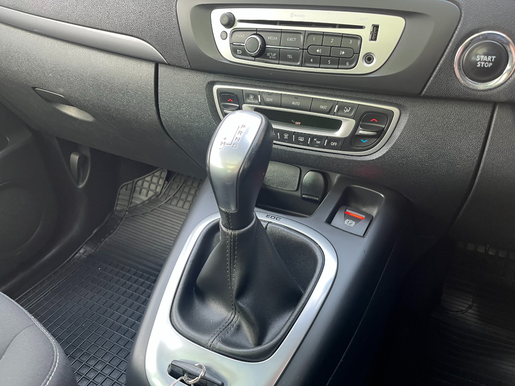 2015 Renault Grand Scenic