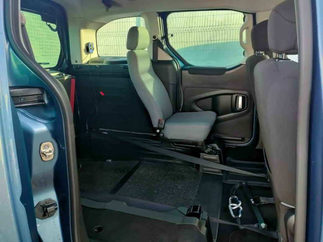 2017 Peugeot Partner Tepee