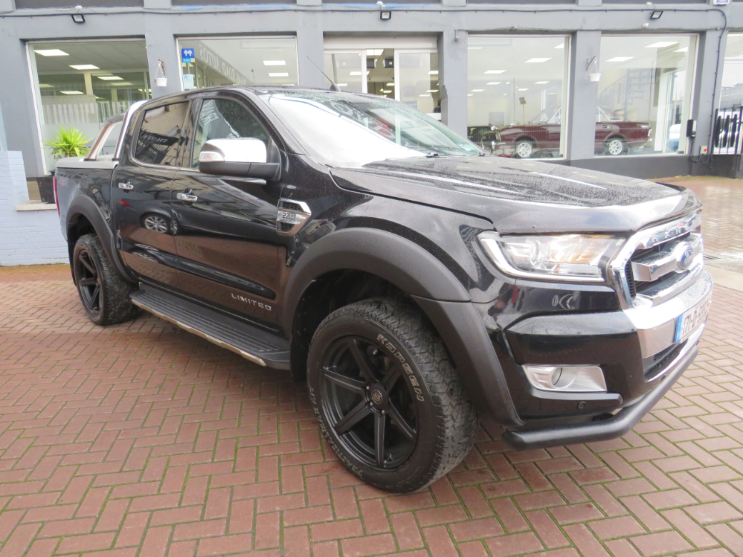 Image for 2017 Ford Ranger 2.2 TDCI LIMITED EDITION 4X4 DOUBLE CAB WIDE ARCH //FULL SERVICE HISTORY // ALLOYS // STUNNING CAR // BLUETOOTH WITH MEDIA PLAYER // MFSW // NAAS ROAD AUTOS EST 1991 // CALL 01 4564074 // SIMI APPROV 
