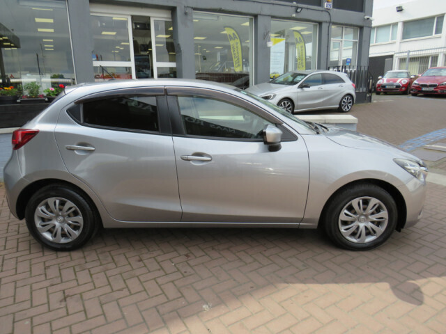 Image for 2016 Mazda Demio 1.5 DEMIO AUTOMATIC 5 DR HATCHBACK // 1 OWNER CAR // FINISHED IN SILVER // FULL SERVICE HISTORY // AS NEW CONDITION THROUGHOUT // SIMI APPROVED DEALER 2023 //