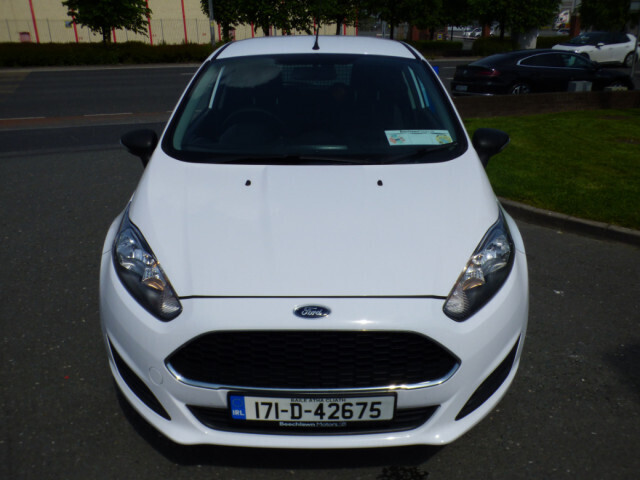 Image for 2017 Ford Fiesta 1.5 TDCI 75 PS BASE VAN // LOW MILEAGE // EXCELLENT CONDITION // ONE OWNER // DOCUMENTED SERVICE HISTORY // 08/23 CVRT // 