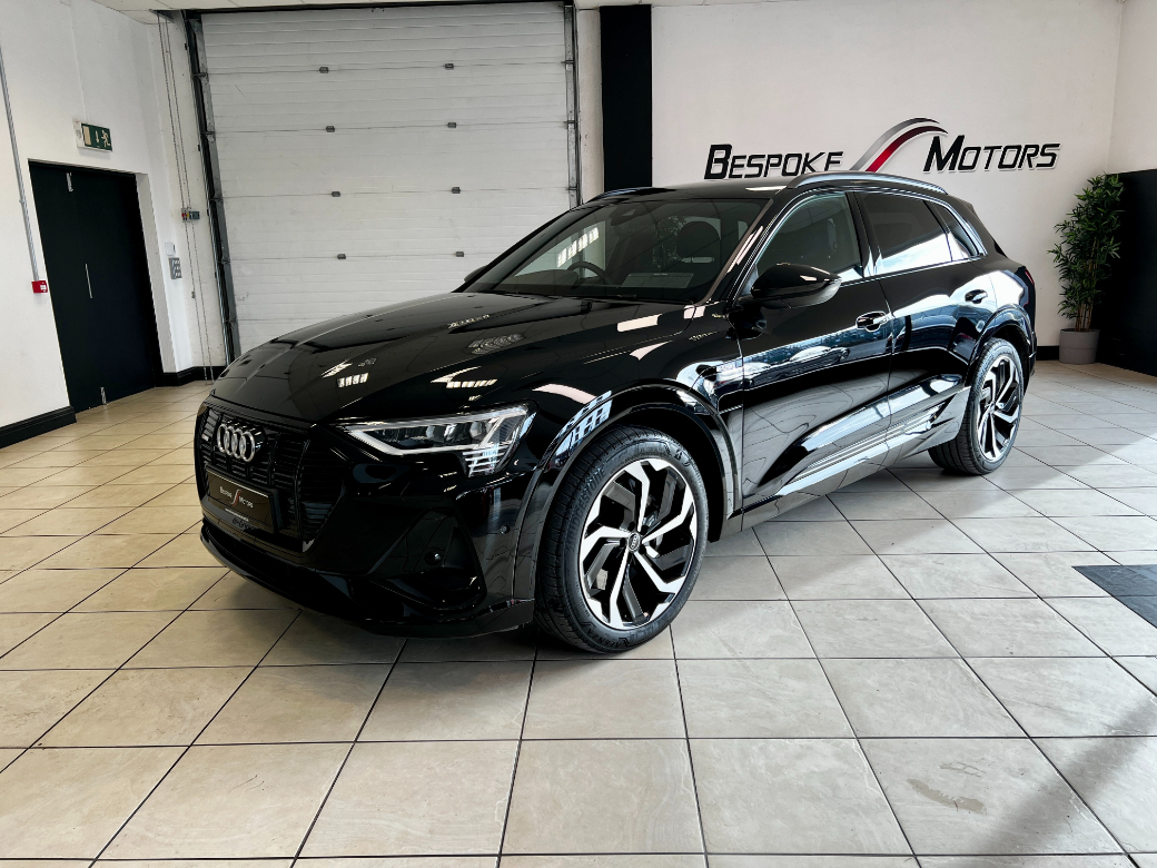 2022 Audi e-tron