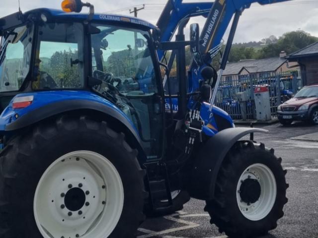 Image for 2021 New Holland T5.105 