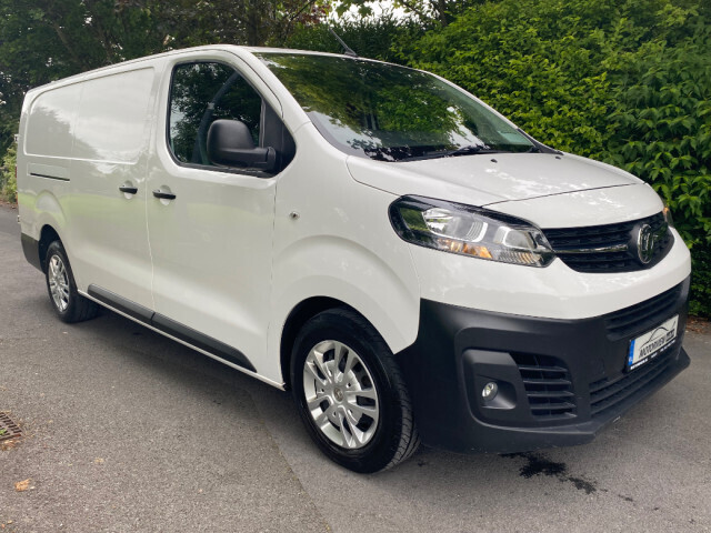 Image for 2019 Opel Vivaro L2H1 2900 DYNAMIC S/S, Apple Carplay/Android Auto, Parking Sensors, Start/Stop, Electric Windows, Electric Mirrors, Cruise Control, Automatic Lights, Automatic Wipers