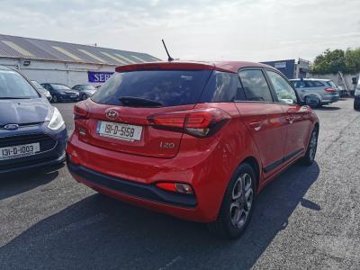 i20